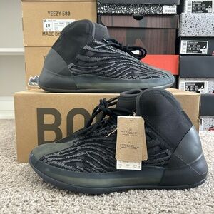 Adidas Yeezy QNTM Onyx, Used (Size US Men’s 10.5)